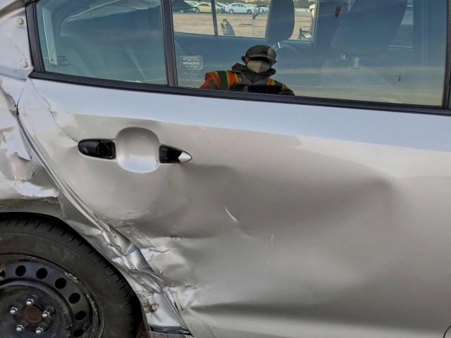 Toyota Corolla Le Image 5