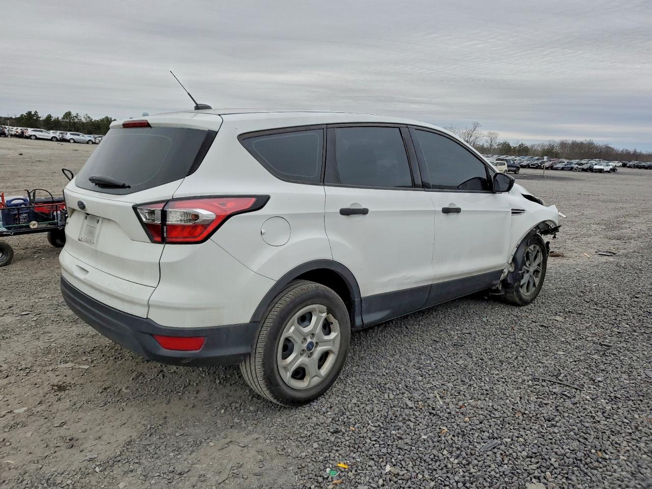 Ford Escape S Image 7
