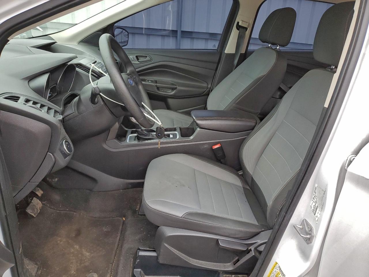 Ford Escape S Image 10