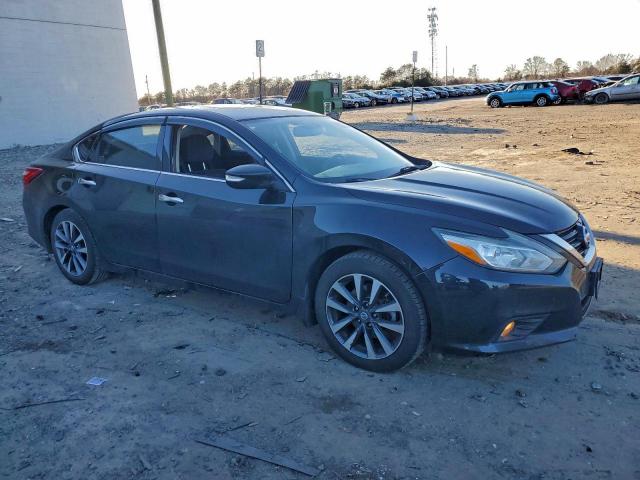 Nissan Altima 2.5 Image 7