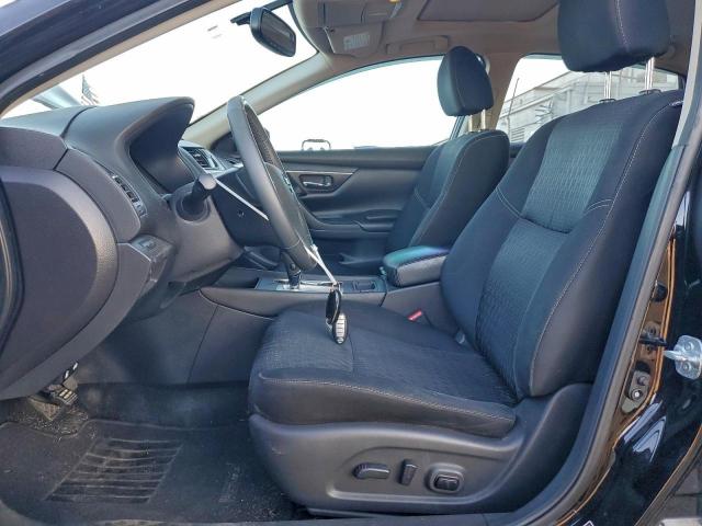 Nissan Altima 2.5 Image 6