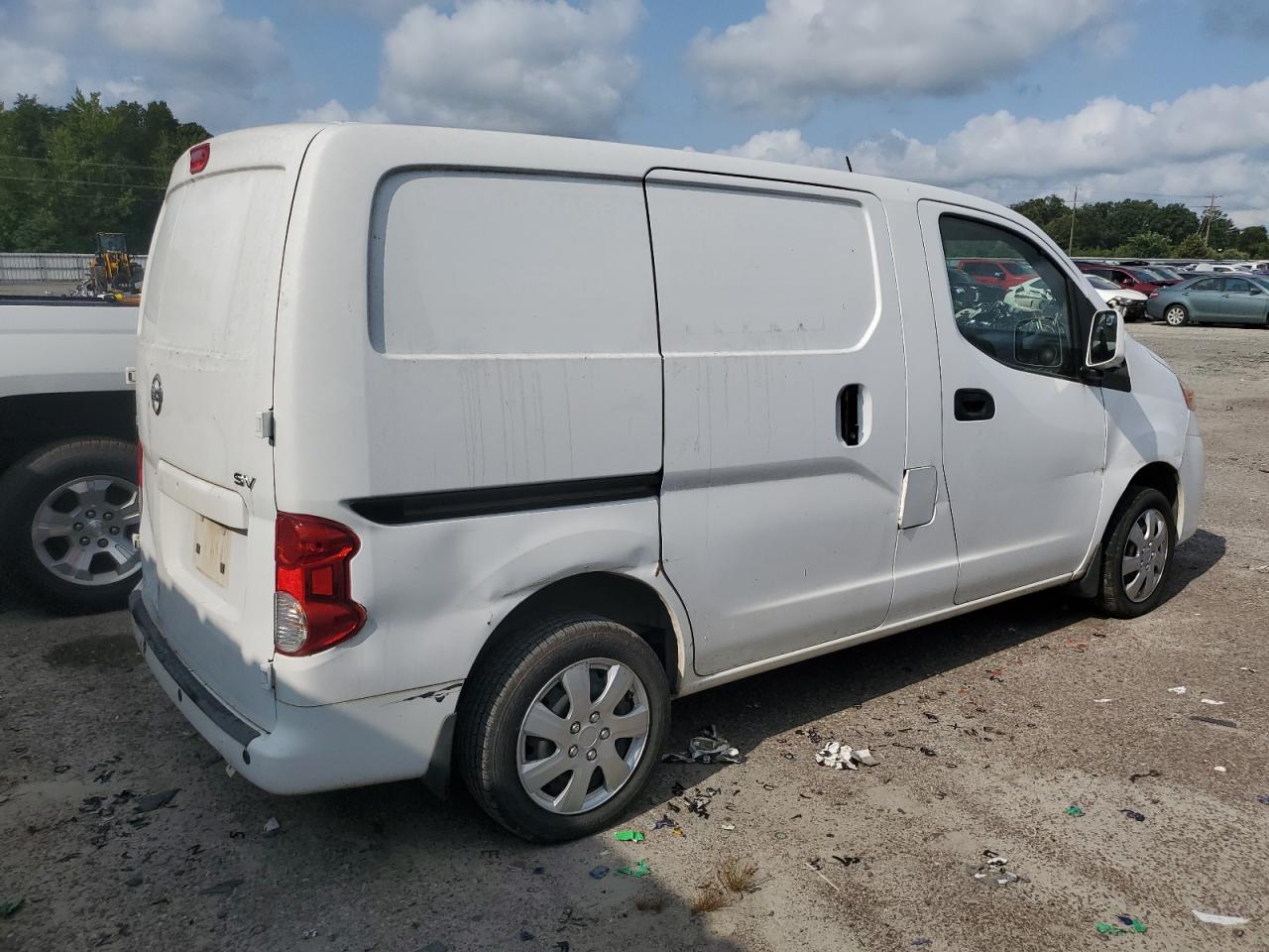 Nissan Nv 2.5s Image 4