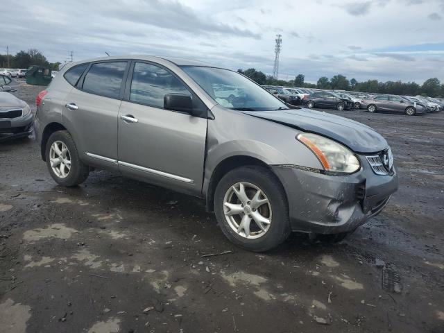 Nissan Rogue S Image 2