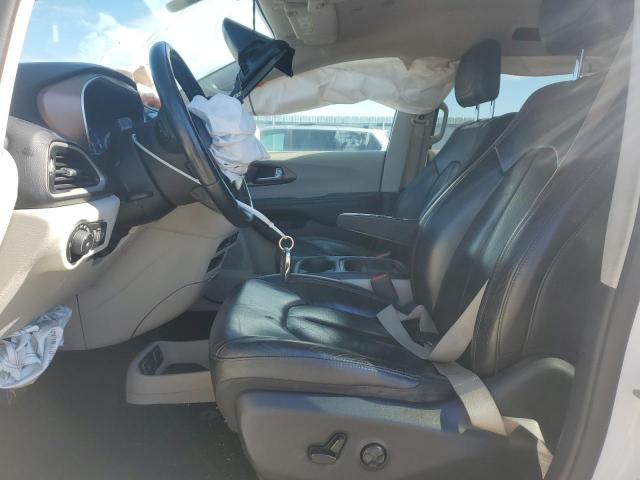 Chrysler Pacifica Touring L Image 13