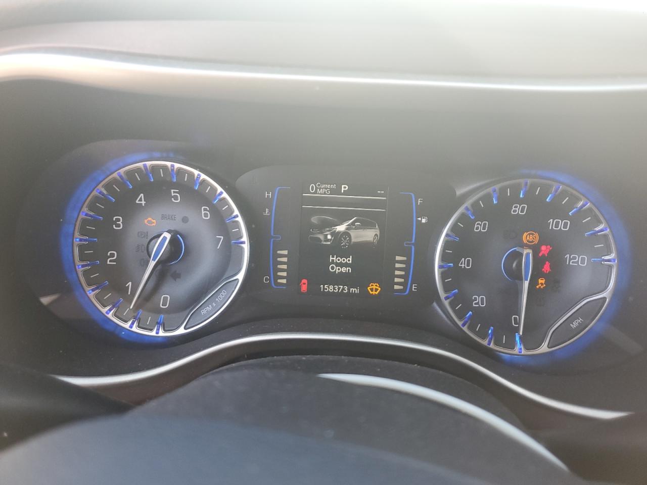 Chrysler Pacifica Touring L Image 11