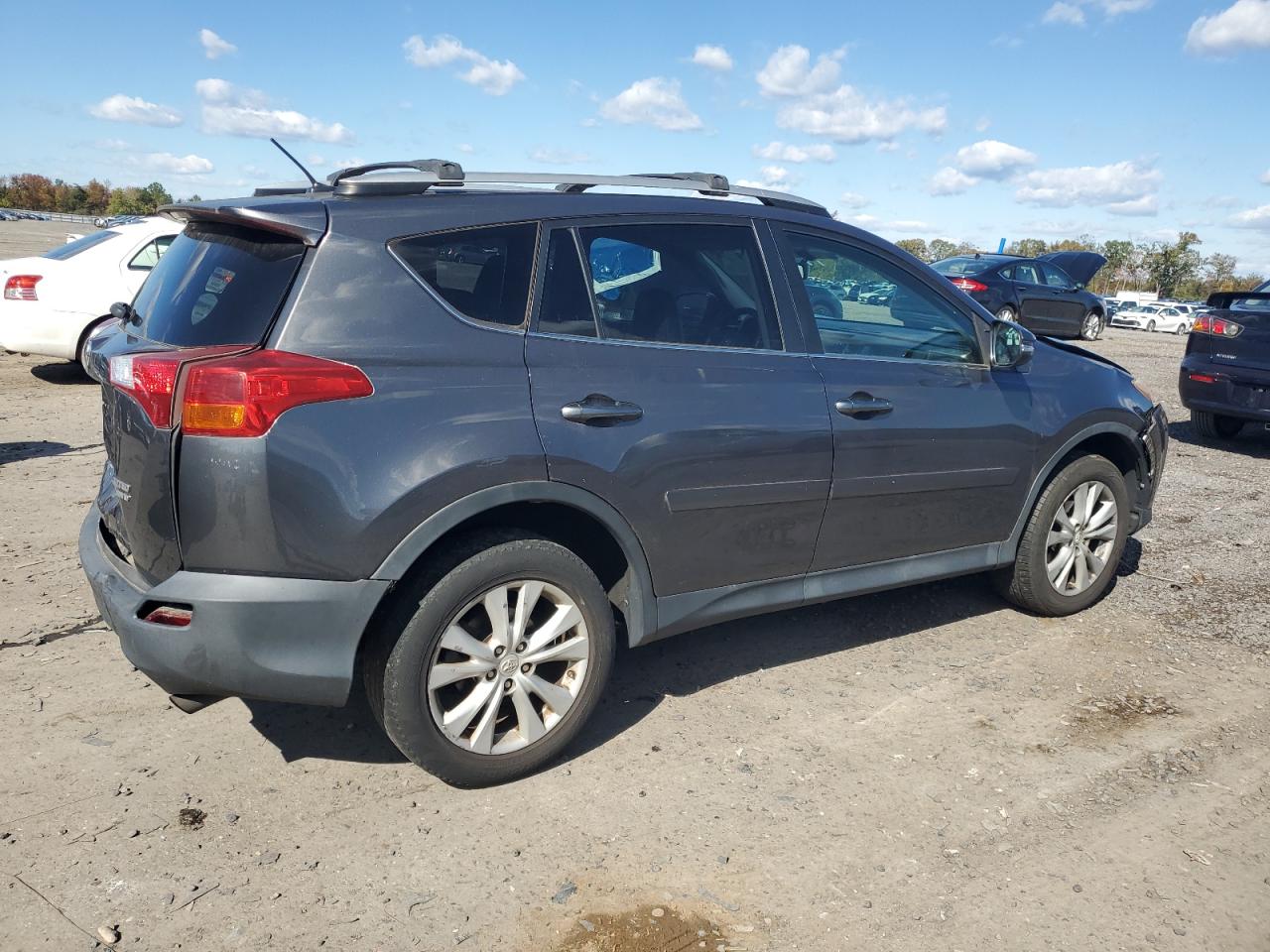 Toyota RAV4 Limited Image 5
