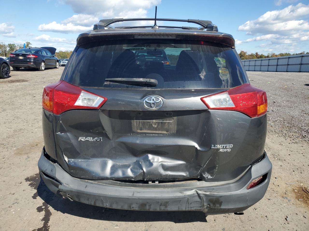 Toyota RAV4 Limited Image 9