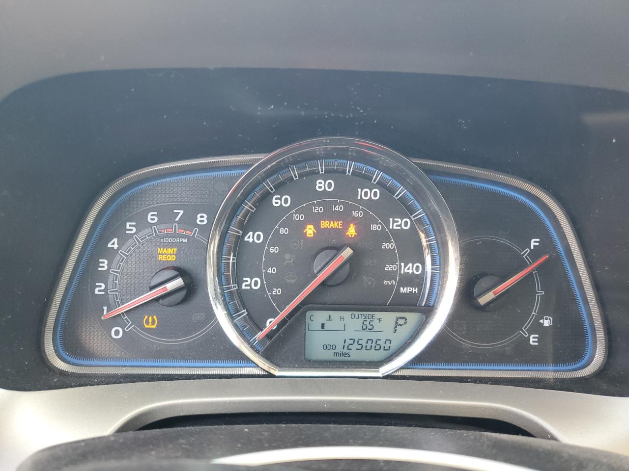 Toyota RAV4 Limited Image 6