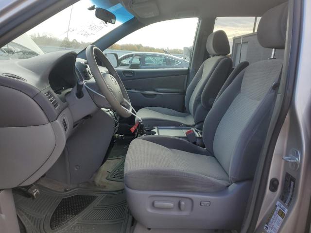 Toyota Sienna Ce Image 6