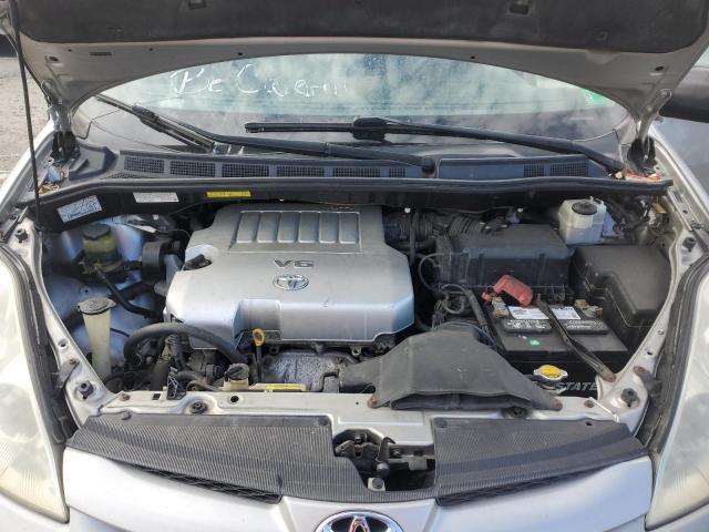 Toyota Sienna Ce Image 8