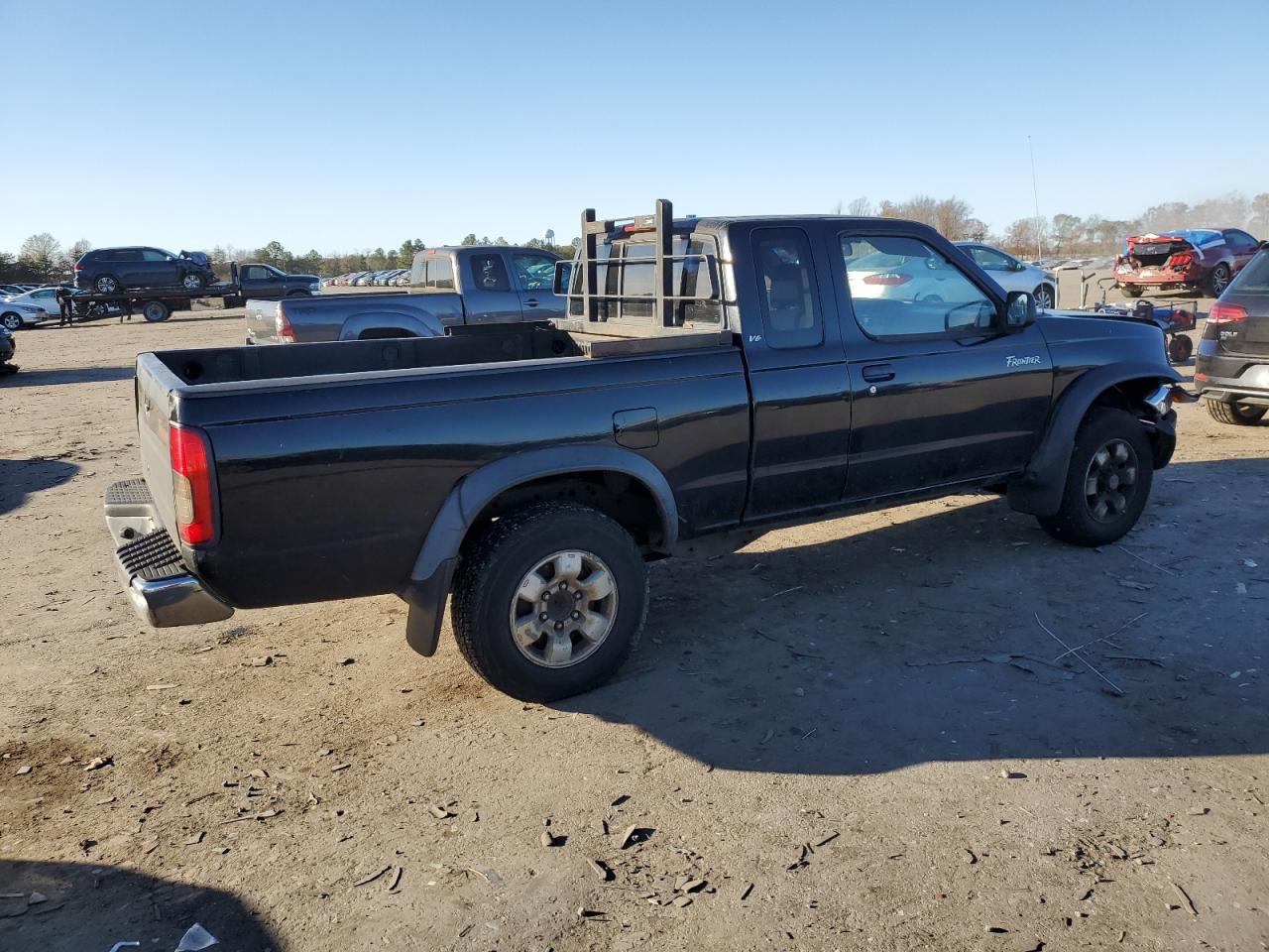 Nissan Frontier King Cab Xe Image 2