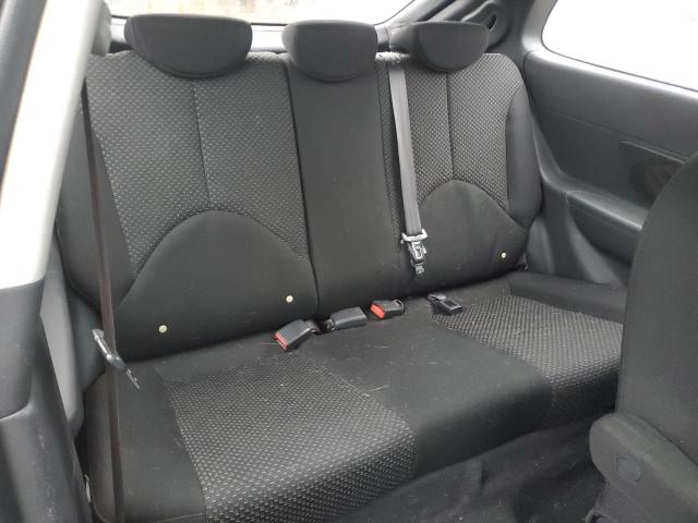 Hyundai ACCENT Gs Image 4