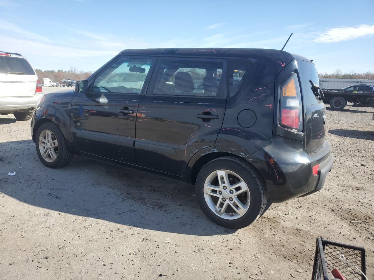 Kia Soul + Image 8