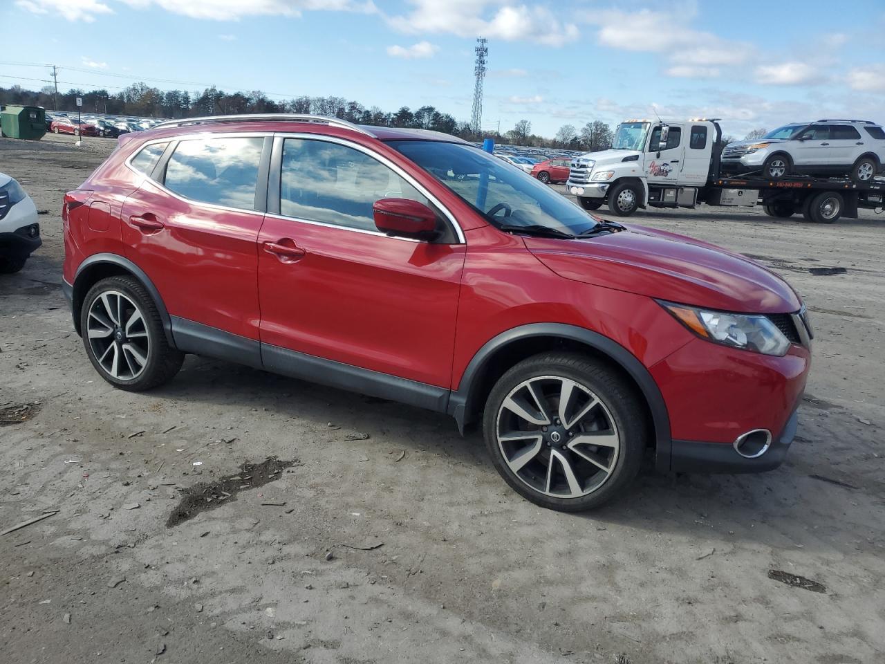 Nissan Rogue S Image 8