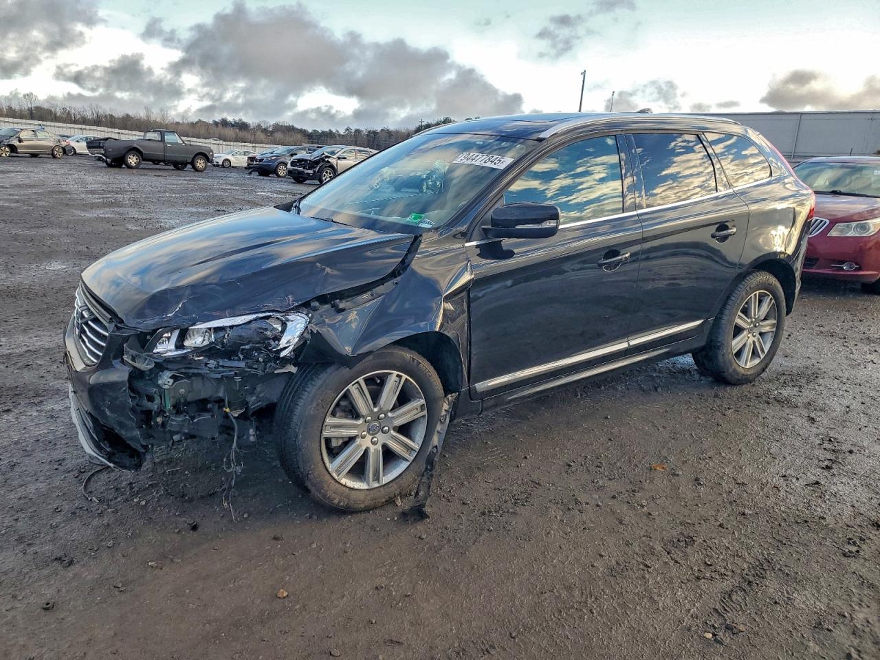 Volvo XC60 T5 Inscription Image 1