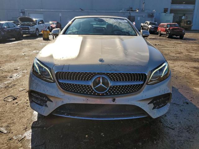 Mercedes-Benz E-Class 450 Image 6