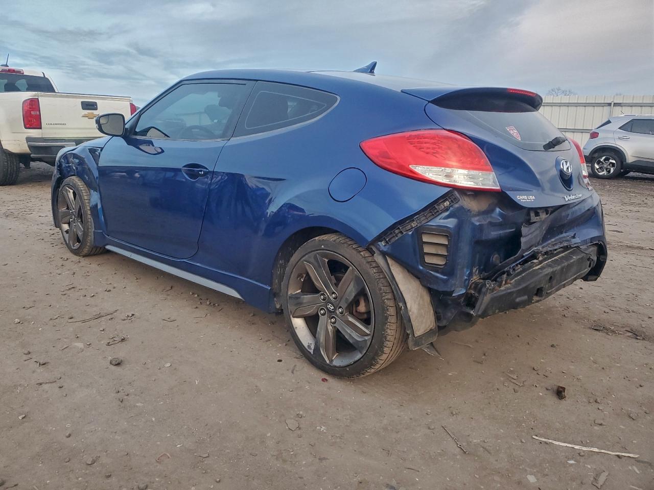 Hyundai VELOSTER Turbo Image 10