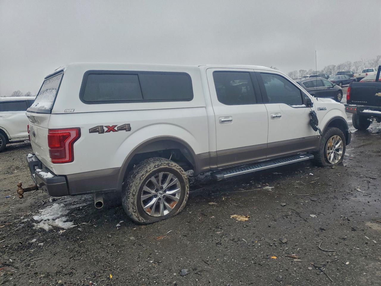 Ford F-150 Supercrew Image 3