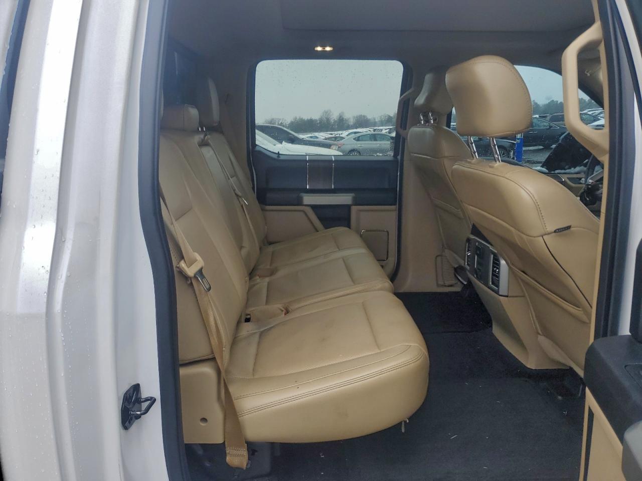 Ford F-150 Supercrew Image 5