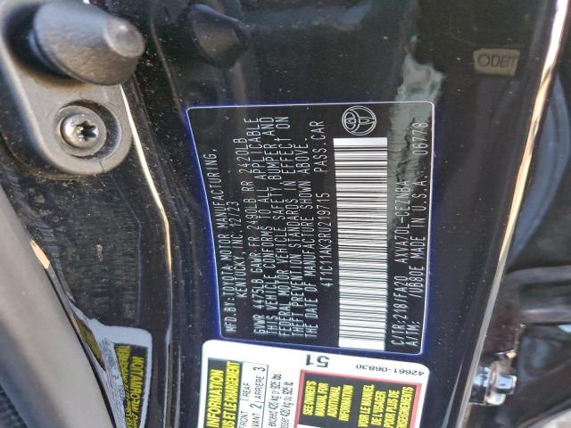 Toyota Camry Le Image 2