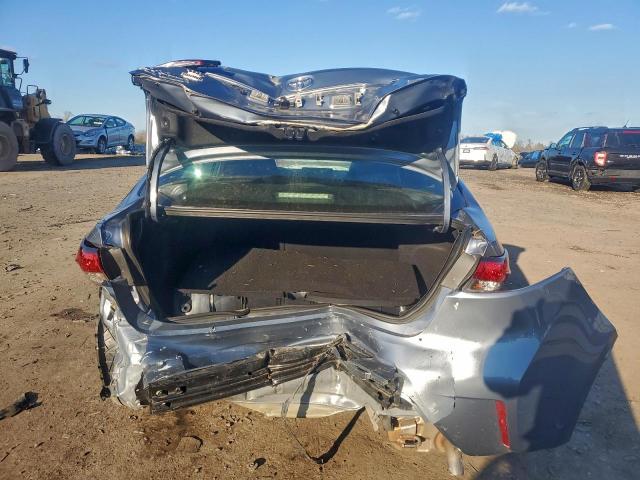 Toyota Corolla Le Image 11