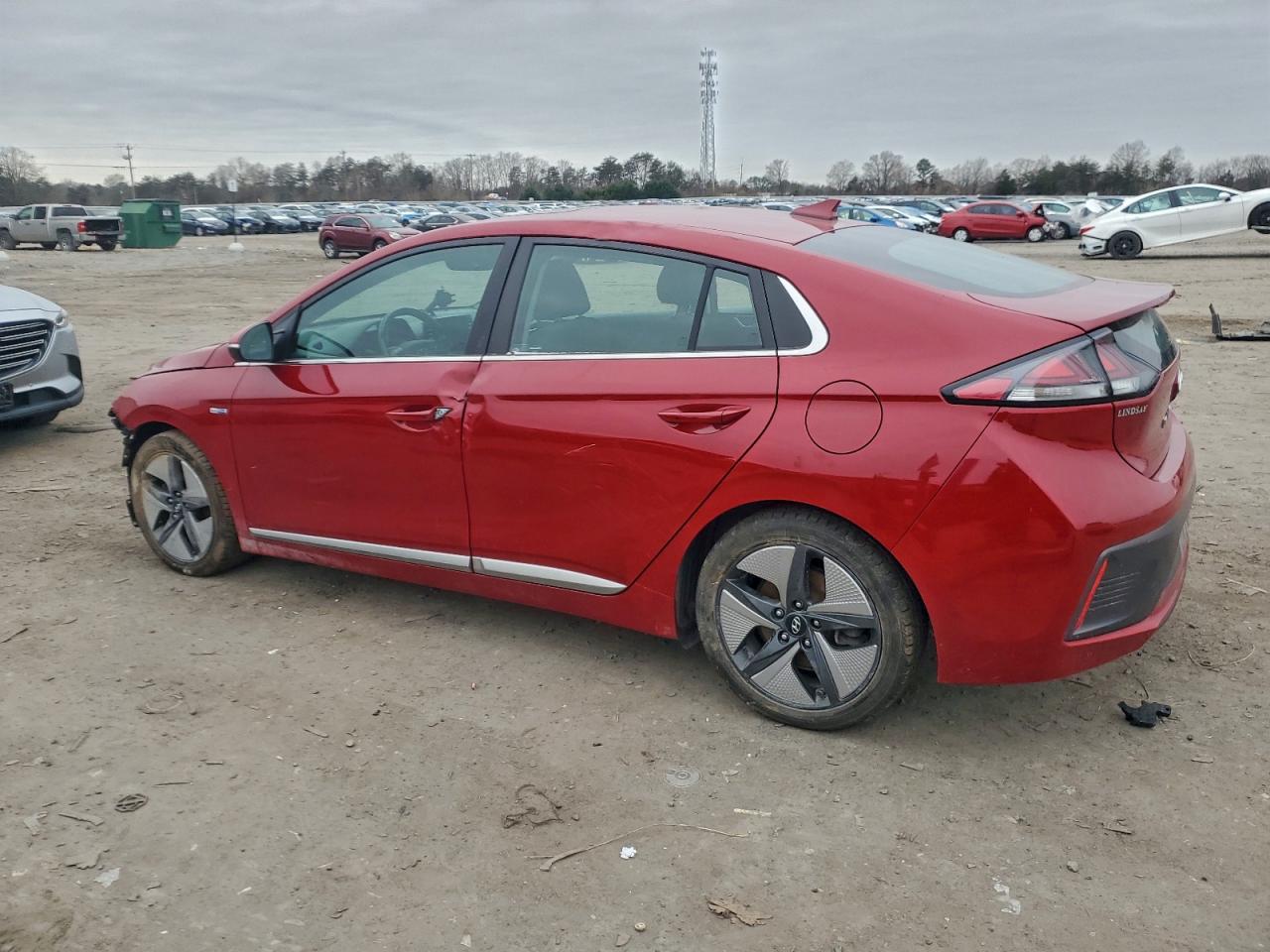 Hyundai Ioniq Sel Image 3