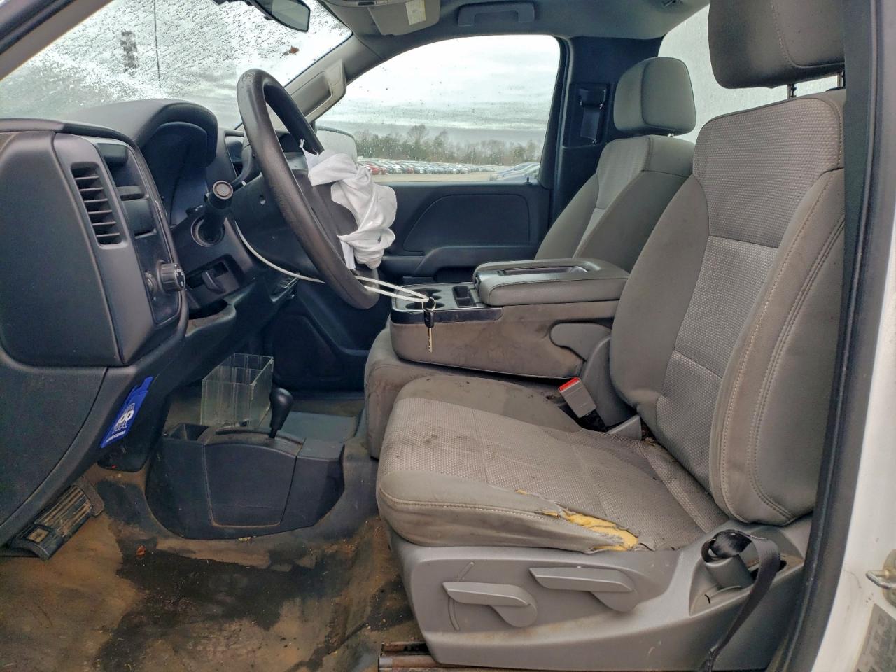 Chevrolet Silverado K1500 Image 9