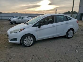  Salvage Ford Fiesta