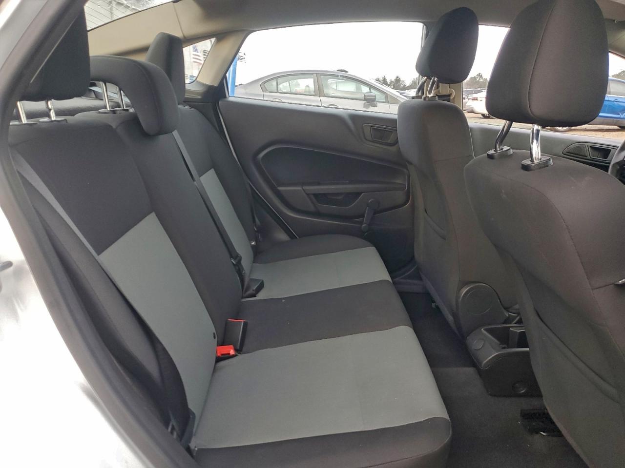 Ford Fiesta S Image 3