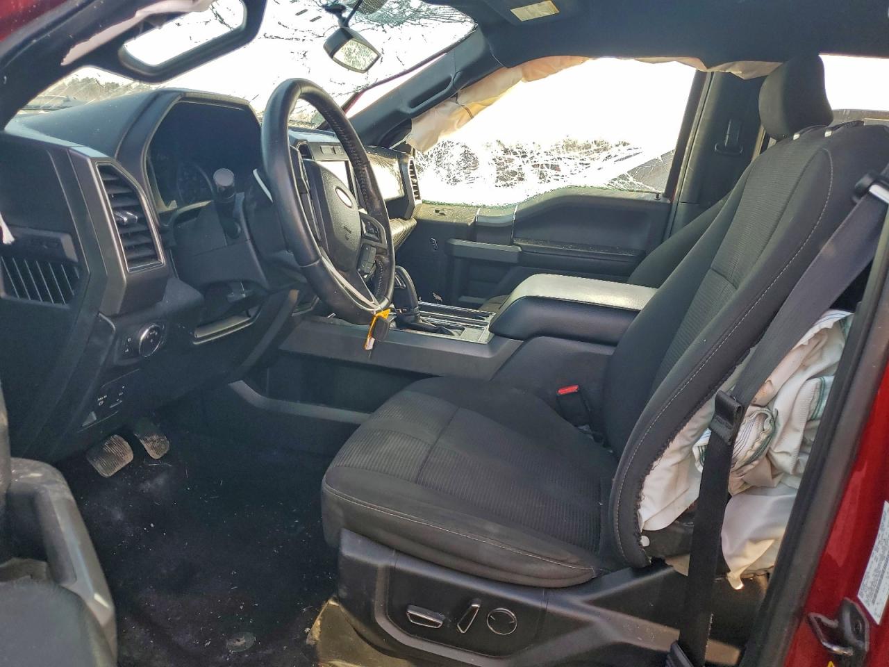 Ford F-150 Supercrew Image 9