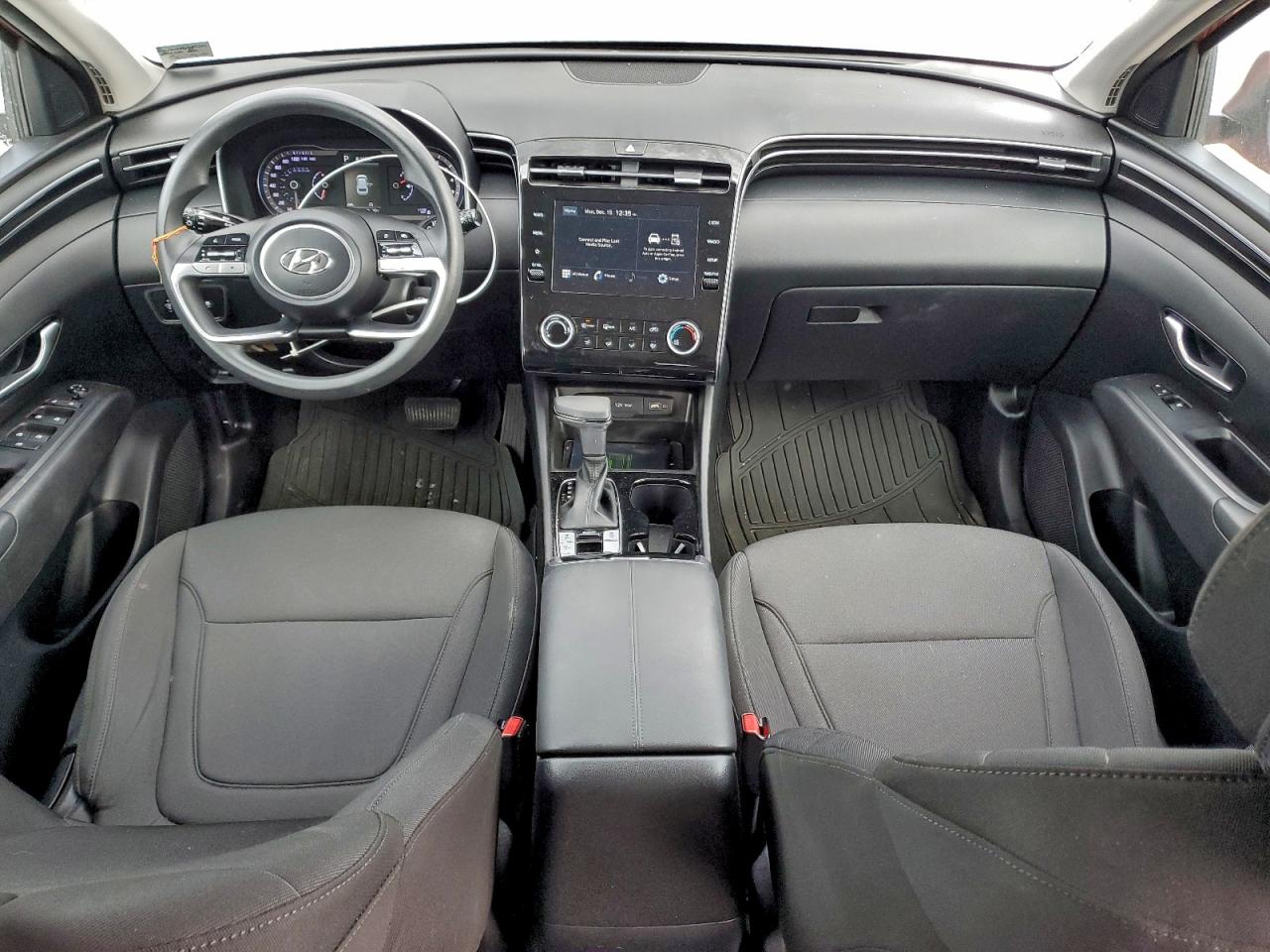 Hyundai TUCSON Se Image 11