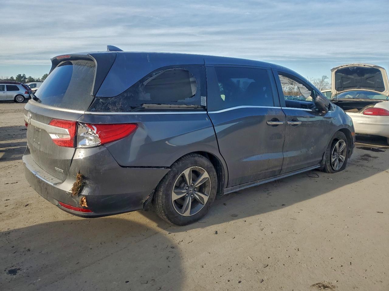 Honda Odyssey Touring Image 13