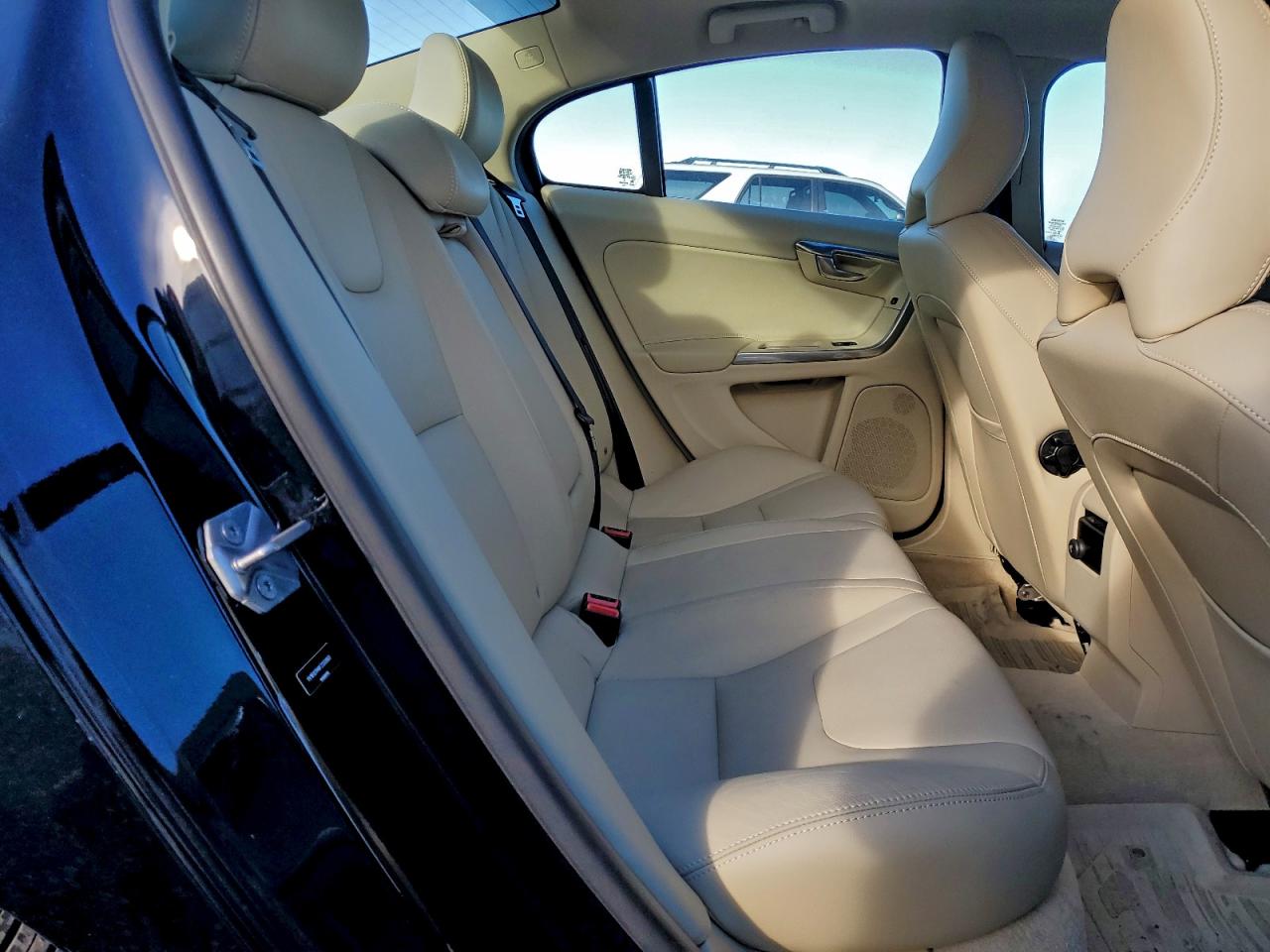 Volvo S60 Platinum Image 7