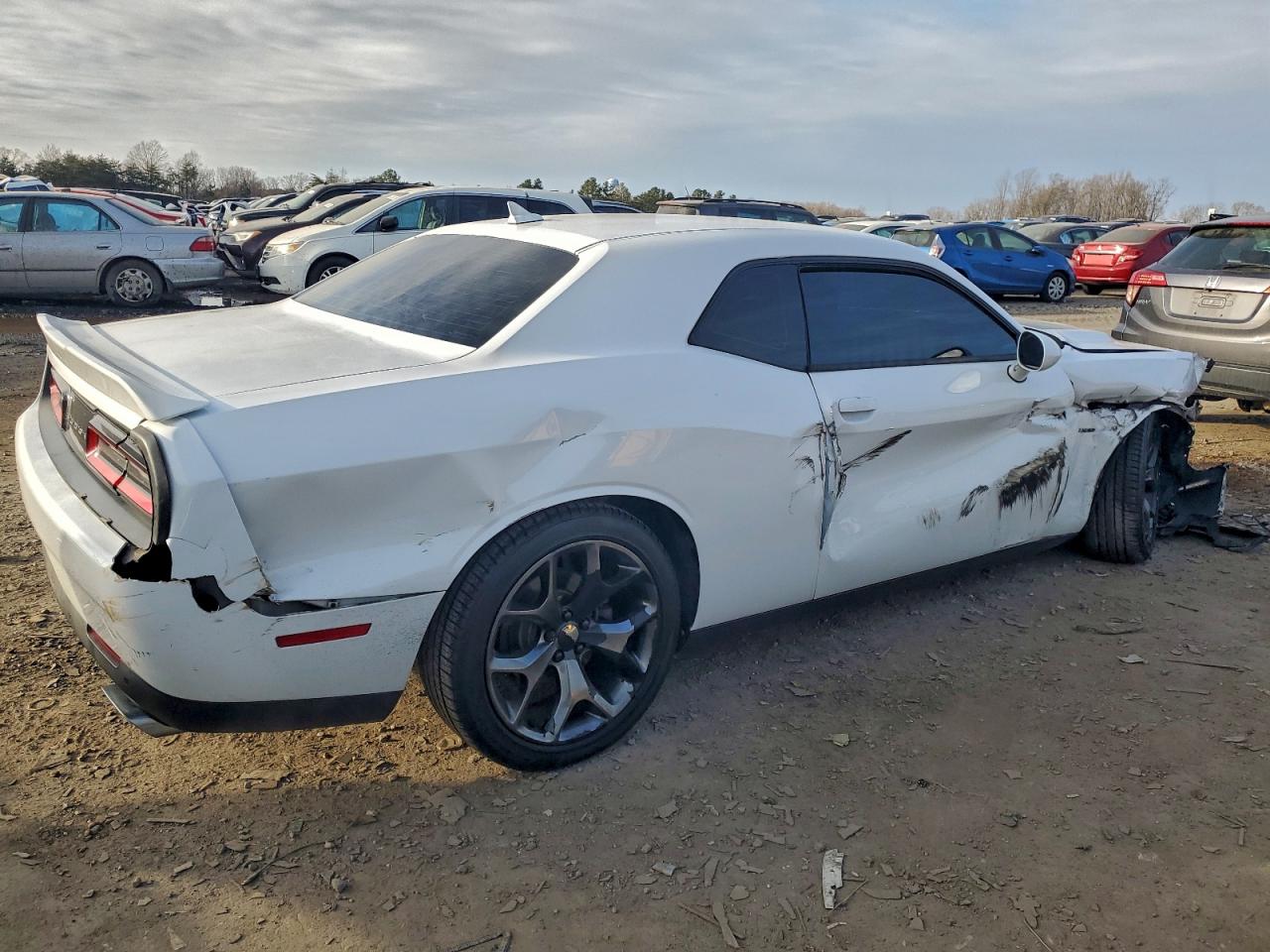 Dodge Challenger Sxt Image 6