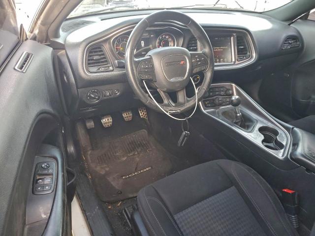 Dodge Challenger Sxt Image 8