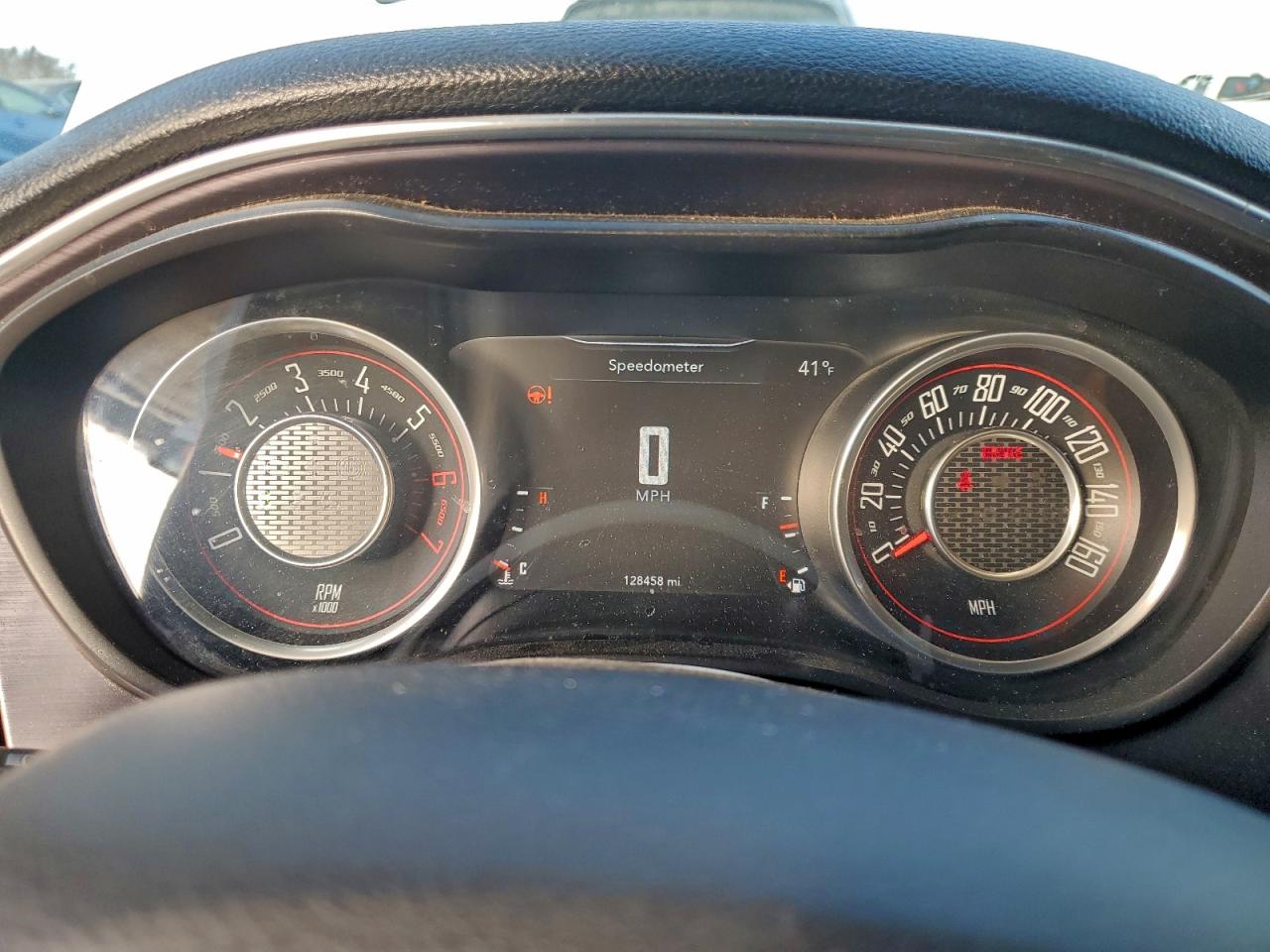 Dodge Challenger Sxt Image 3