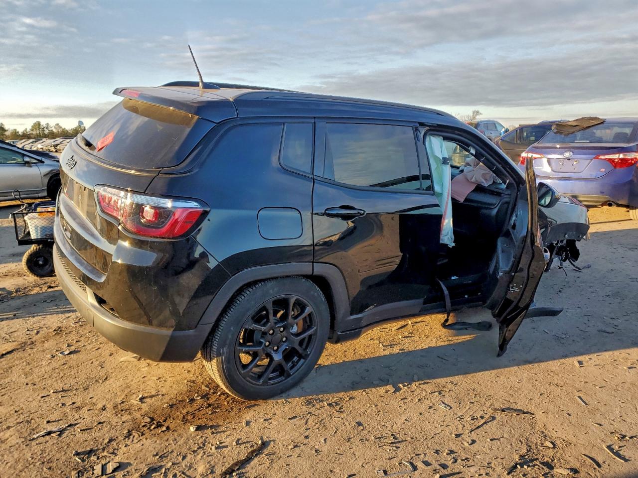 Jeep Compass Latitude Image 10