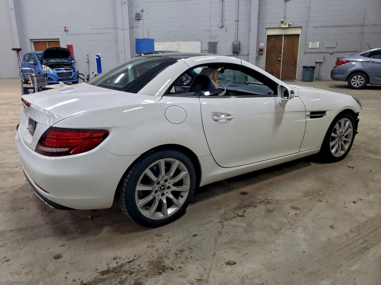 Mercedes-Benz S-Class 300 Image 3