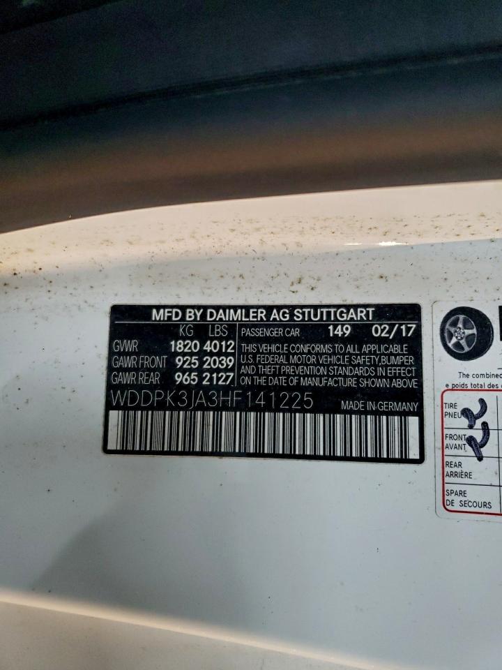 Mercedes-Benz S-Class 300 Image 4