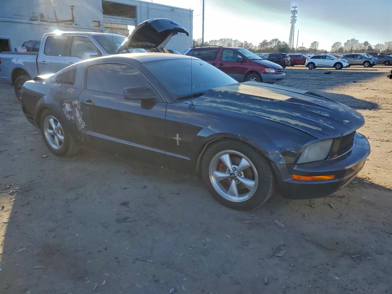 Ford Mustang Image 12