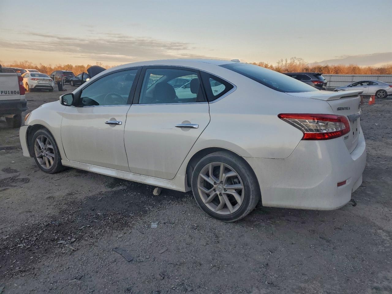 Nissan Sentra S Image 11