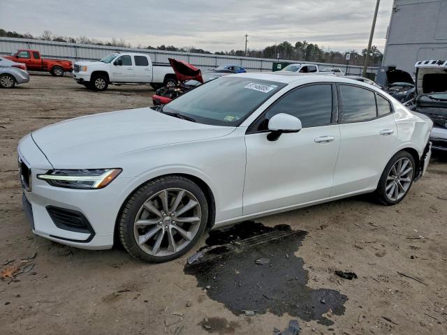  Salvage Volvo S60