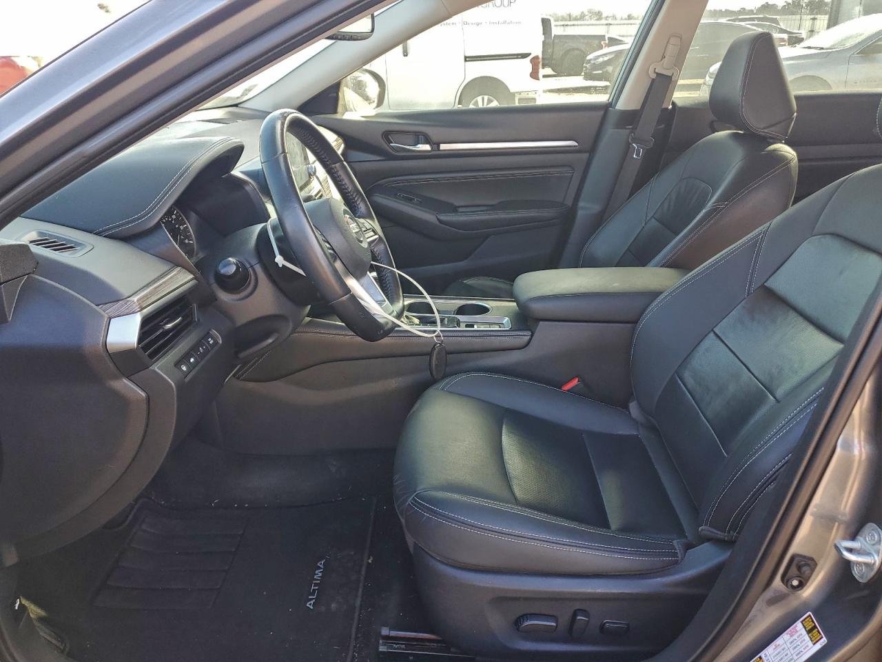 Nissan Altima Sl Image 11