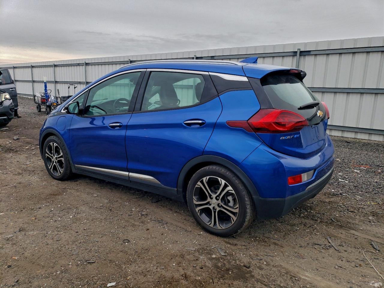 Chevrolet Bolt Premier Image 2