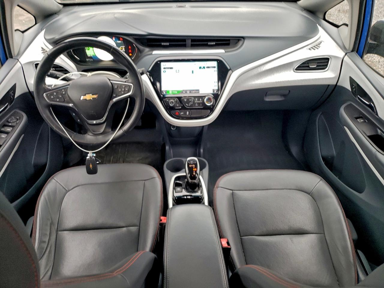 Chevrolet Bolt Premier Image 4