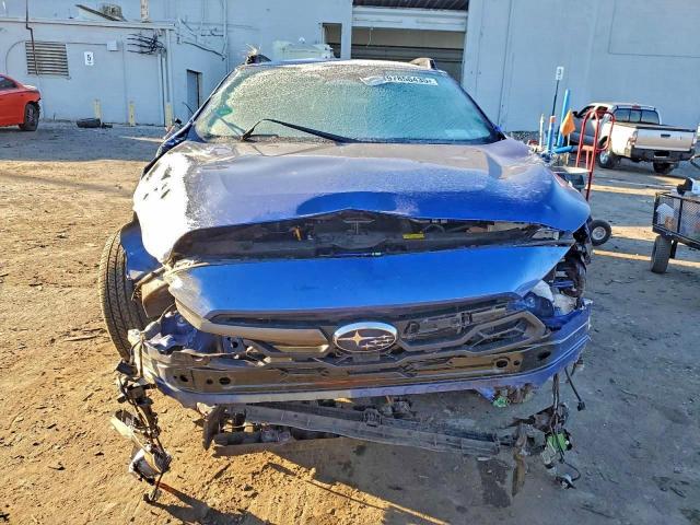 Subaru Crosstrek Premium Image 6