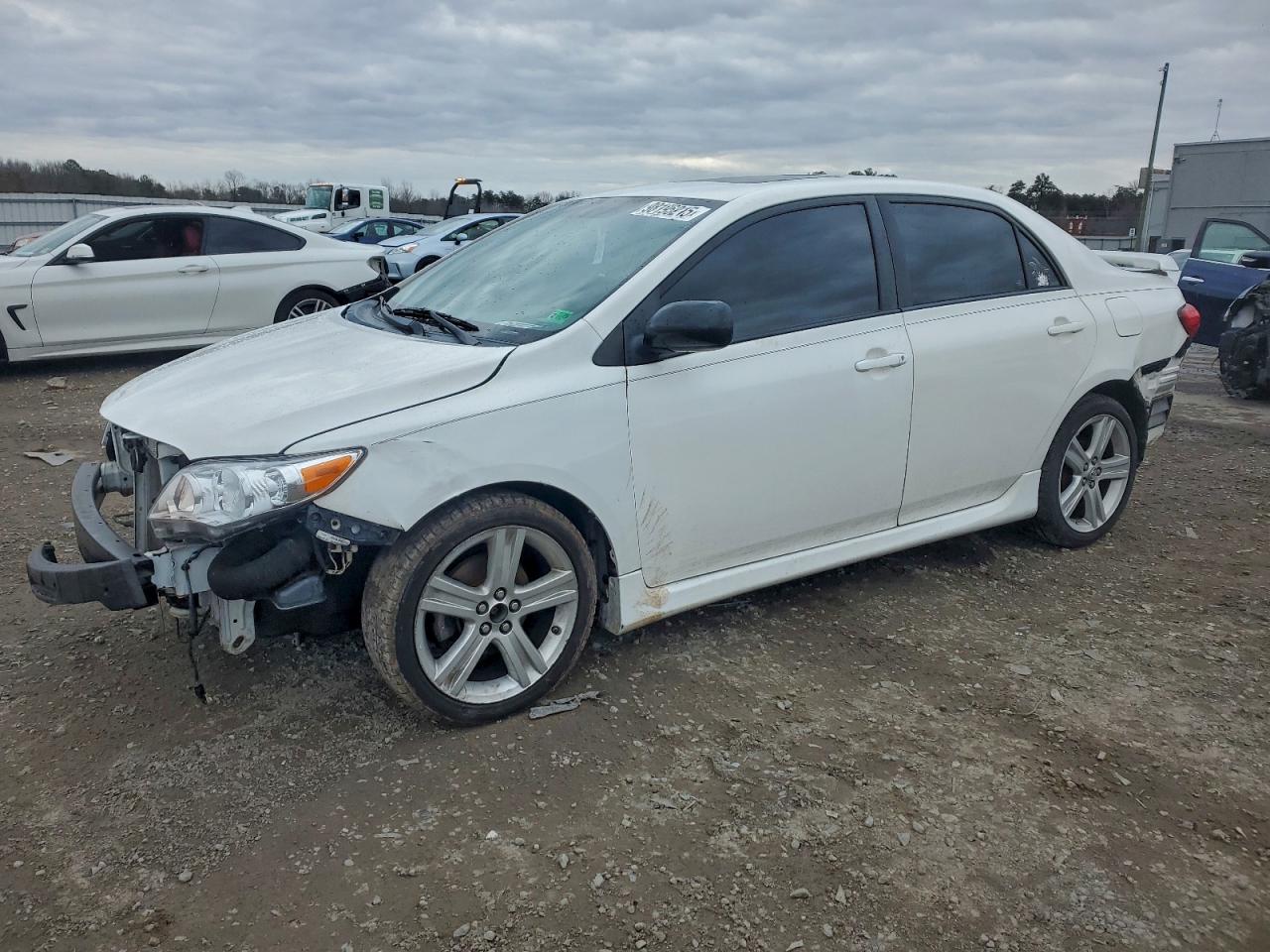 Toyota Corolla Base Image 1