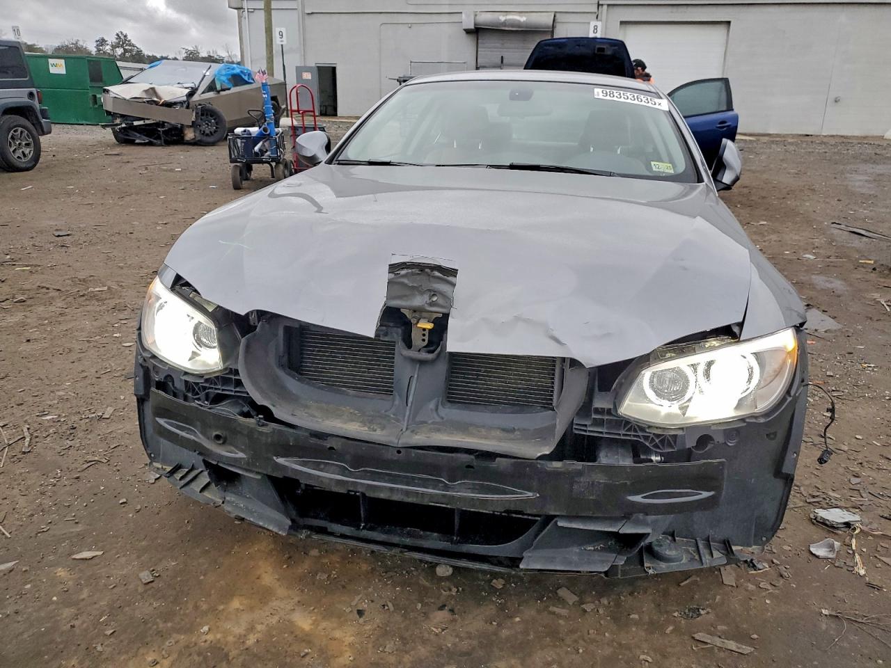 BMW 3 Series I Image 8