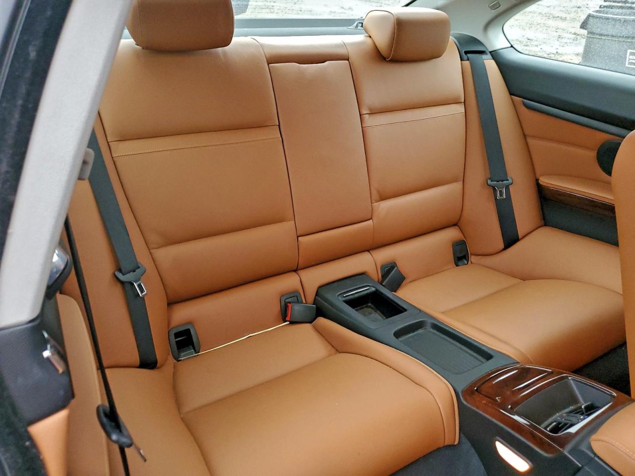 BMW 3 Series I Image 11