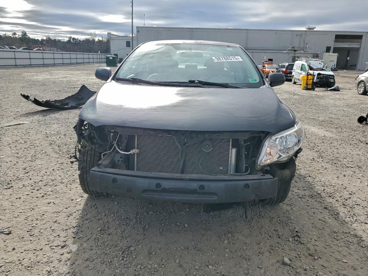 Toyota Corolla Base Image 7